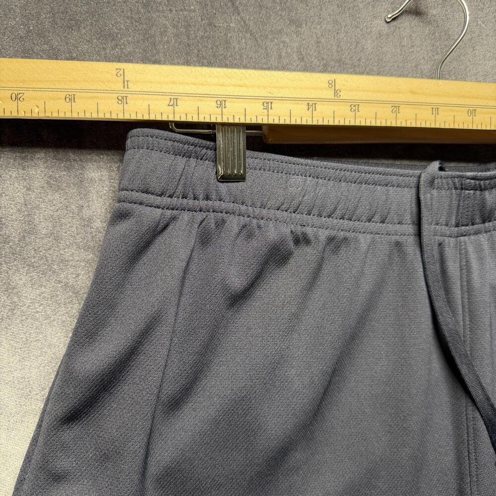 Champion Shorts Mens XL Gray Relaxed Mesh 9" Inseam Gym Running Basketball - Picture 5 of 11